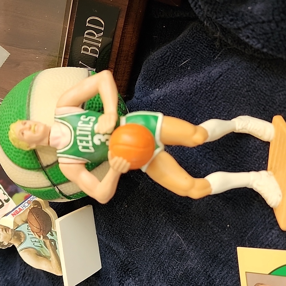 Larry Bird Celtics Collectibles. - Picture 10 of 13